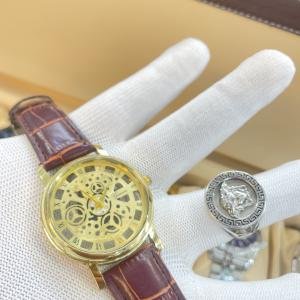 TRANSPERENT GOLDEN WATCH